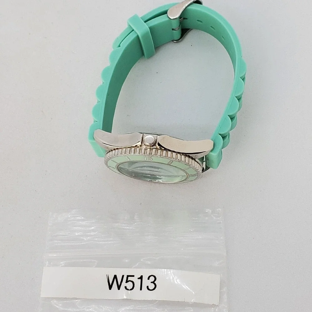 Gossip 40MM Women's‎ Watch Aqua Dial Bezel Plastic Bands New Battery